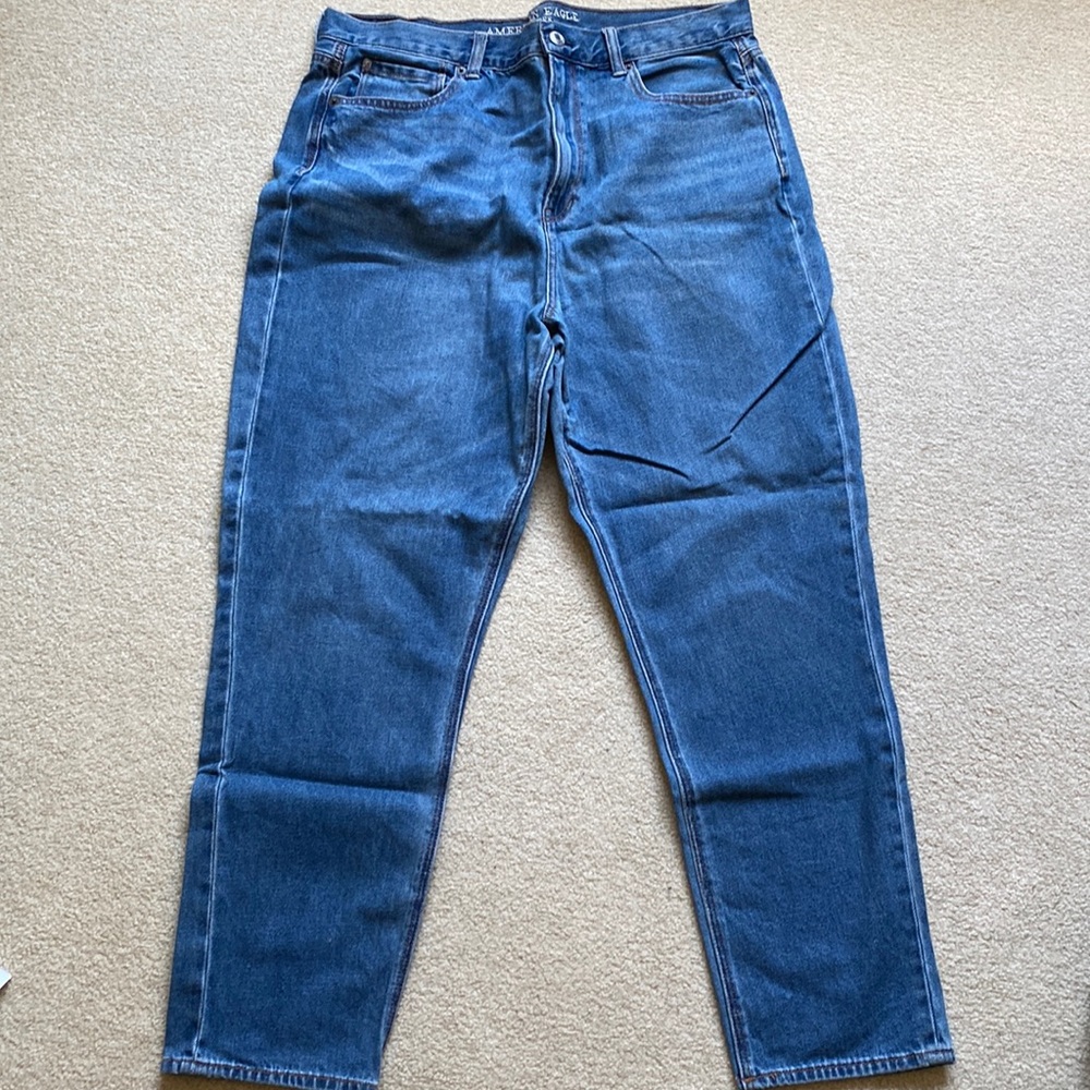 American Eagle Mom Jean